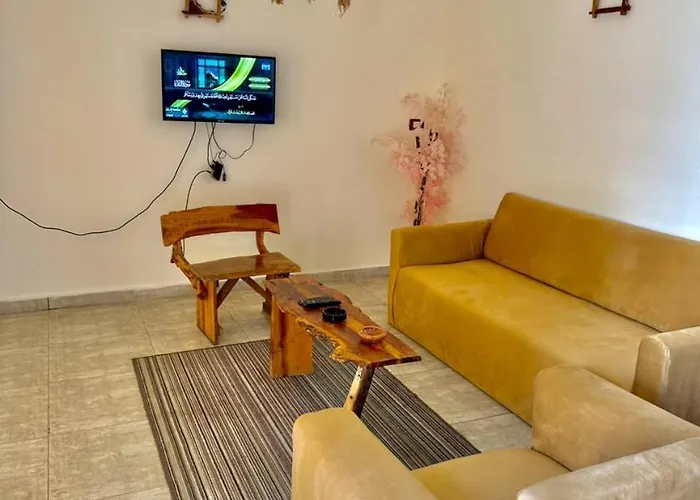 Vip House *