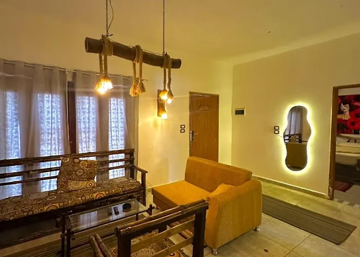 Vip House *
